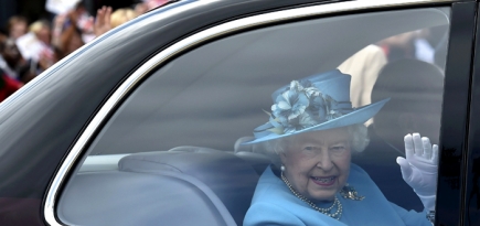 Netflix снимет сериал о Елизавете ll