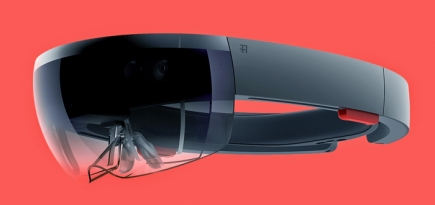 Microsoft показал, каково смотреть футбол в виртуальных очках HoloLens