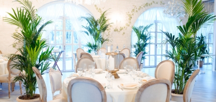 Новое советское ретро: кафе \"Московское небо\" на ВДНХ