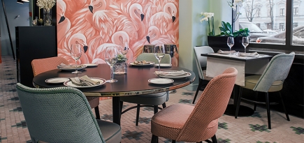 Шампанское по утрам в петербургском Charlie