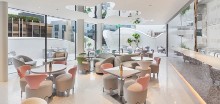 Кафе Dior в Сеуле