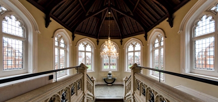 И тайная комната: зал школы Хогвартс выставлен на продажу