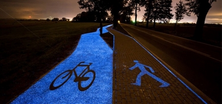 В Польше появилась светящаяся дорожка для велосипедистов
