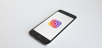 Instagram ищет специалиста по мемам