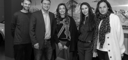 Как прошло открытие выставки «Мир на проводе» в Hyundai motorstudio