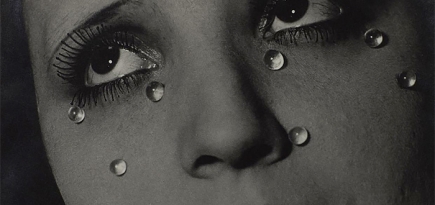 Tate Modern покажет коллекцию фотографий Элтона Джона