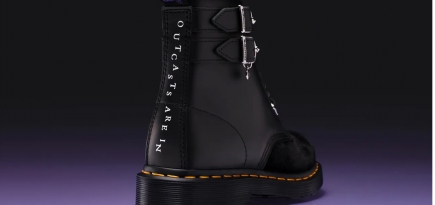 Dr. Martens выпустил коллекцию по мотивам сериала «Уэнздей»