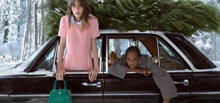 Prada показал рождественскую рекламную кампанию