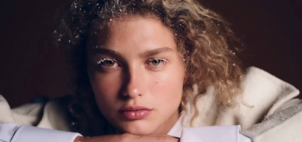 Max Mara представила праздничную кампанию