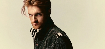 Брат Билли Айлиш Финнеас О’Коннелл записал заставку для Apple TV