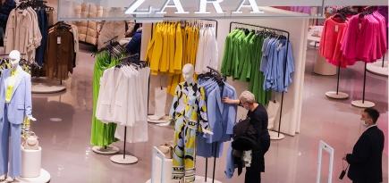 Zara выпустит совместную коллекцию с 50 деятелями искусства