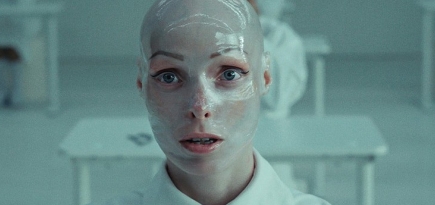 Бренд The Ordinary выпустил новую кампанию Periodic Fable