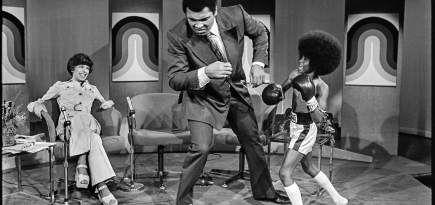 В киноцентре «Октябрь» и МАММ покажут документальные фильмы «32 звука» и «Без фильтров»