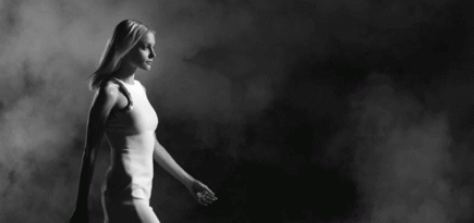 Джессика Стэм в короткометражке для Mugler