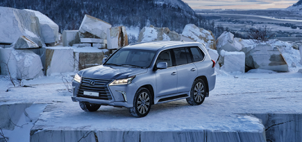Проходимые, надежные, культовые и комфортные: кроссоверы и внедорожники Lexus