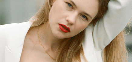 Yanix, Катя Федорова, Маша Янковская, Михаил Хасая и Екатерина Кибовская вспоминают свои выпускные