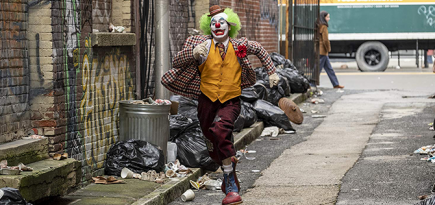 Лучшие мемы про «Джокера» с Хоакином Фениксом