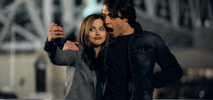 Хлоя Морец в трейлере драмы \"Если я останусь\"