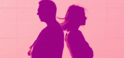 Вдвоем, но порознь: состоять в отношениях теперь немодно? (18+)