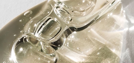 Для сияющей фарфорой кожи: 10 гелевых ночных масок