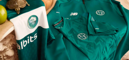 New Balance и итальянский футбольный клуб AS Roma выпустили коллекцию