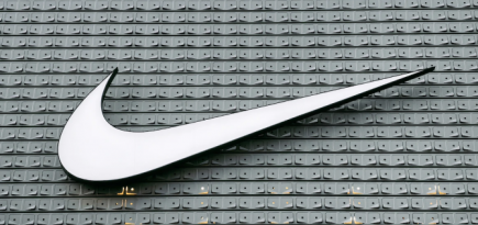 Сотрудники Nike обвинили начальство в гендерной дискриминации и харассменте