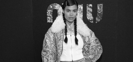 Тина Кунаки, Алекса Чанг и другие гости показа Miu Miu в Париже