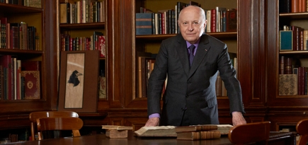 Пьер Берже распродает свою библиотеку