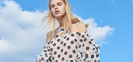 Какое небо голубое: лукбук весенней коллекции Poustovit