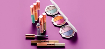 Рианна показала новинки из «пляжной» коллекции средств для макияжа Fenty Beauty