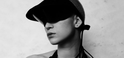 Дизайнеры придумали визор, защищающий от системы распознавания лиц