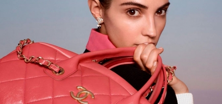 Chanel объяснил, почему не хочет менять традиционную систему показов