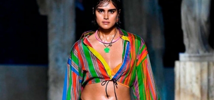 Versace впервые провел показ с моделями плюс-сайз