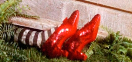 Марк Джейкобс показал образ с красными каблуками