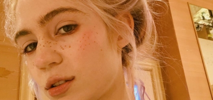 Grimes планирует отправить в тур свою голограмму