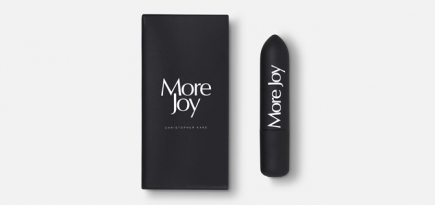 Christopher Kane стал выпускать игрушки для секса