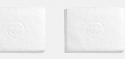 В TikTok появился тренд на анбоксинг хлопковых салфеток Chanel