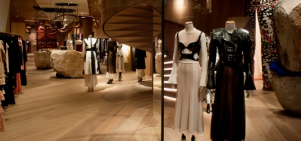 В Лондоне открылся новый флагманский бутик Alexander McQueen