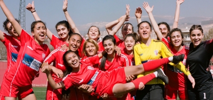 Новая жизнь женского футбола в фильме Nike и Gurls Talk