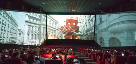 В России появится первый кинотеатр с технологией панорамного обзора