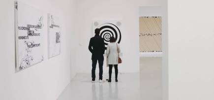 Абстрактное искусство меняет восприятие времени, выяснили ученые