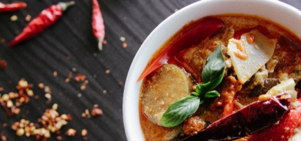 Почему еда из миски вкуснее, чем из тарелки