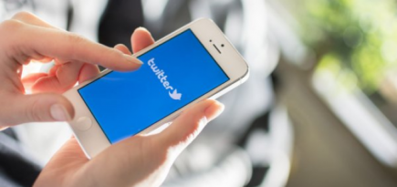 Twitter теперь предлагает исправлять сообщения с оскорблениями