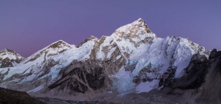 На Эвересте впервые обнаружили частицы микропластика