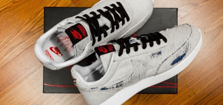 Nike выпустил кроссовки по мотивам «Очень странных дел», которые нужно поджигать