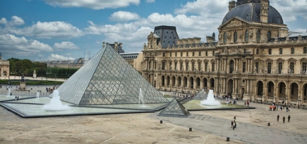 Лувр откроется 6 июля