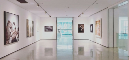 Галеристы и коллекционеры вывозят из Великобритании многомиллионные коллекции