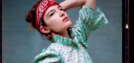 Простые платья с рюшами: как бренд Batsheva стал сенсацией в Нью-Йорке