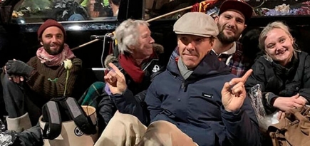 Бенедикт Камбербэтч присоединился к протестующим экоактивистам