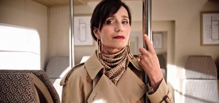 Эксцентричное британское Рождество в видеокампании Burberry